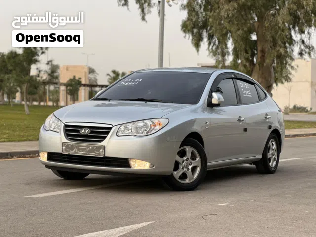 سياره جديده مشي اصلي 104kmحقايق خاليه من التشطيب في ليبيا بطن سفار كربون الاصلي جمرك دخول حديت1,2026