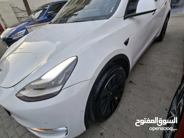 تيسلا سبع مقاعد موديل Y Long Range 2022 كهربائي اس يو في مرخصة بمواصفات أمريكية