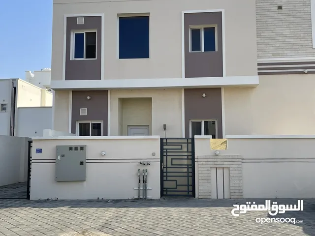150 m2 2 Bedrooms Apartments for Rent in Muscat Al Khoud