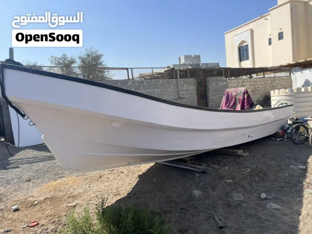 قارب 26 للبيع