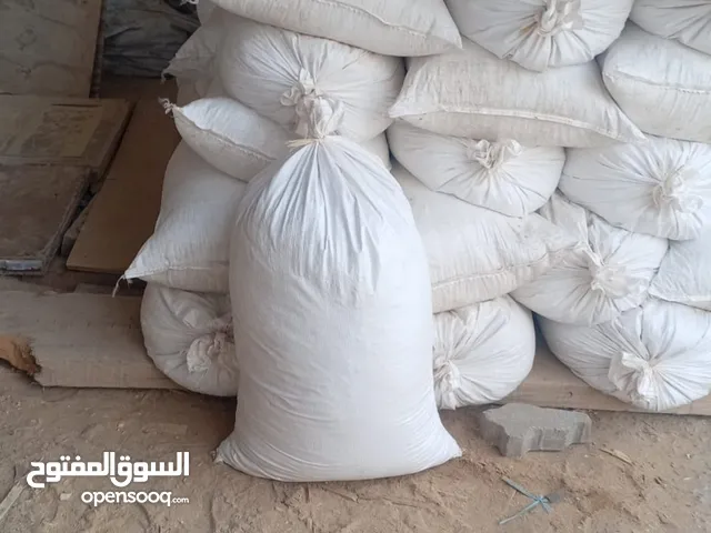 بيع نشاره الخشب لطيور والدواجن الموقع نزوى 900 بيسه للجونيه