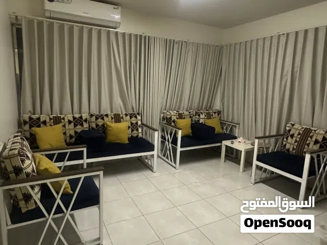 كنب حديد شبه جديد