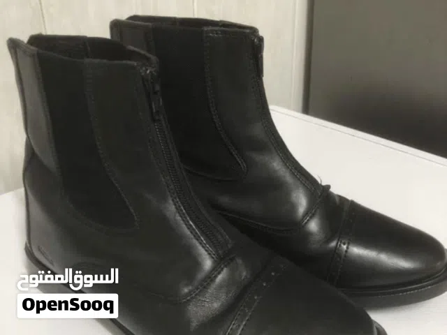 أحذية رجالي ماركات عالمية شبه جديد جلد طبيعي 100٪ للبيع مقاسات مختلفة : 40 / 41 / 42,5 / 43