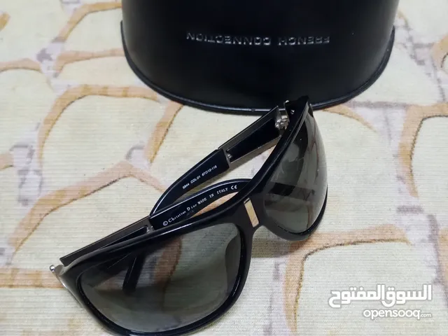 نظارات شمسيه فاخرة christian Dior كريستيان ديور أصلية 100% بلون اسود انيق وفاخر صناعة ايطالية