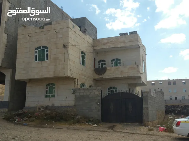 132m2 Studio Townhouse for Sale in Sana'a Bayt Baws