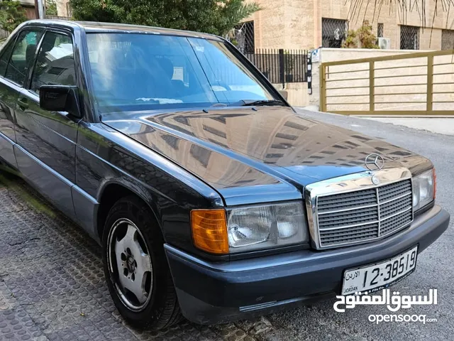Mercedes Benz E-Class 1993 in Amman