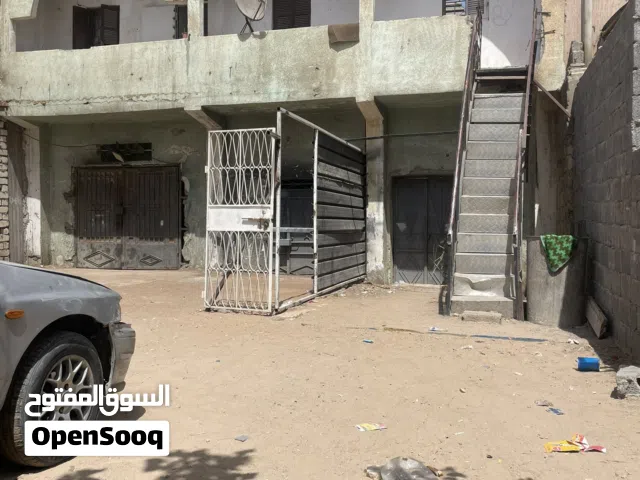 280 m2 More than 6 bedrooms Townhouse for Sale in Tripoli Edraibi