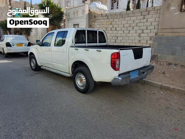 2011 Nissan Navara SE