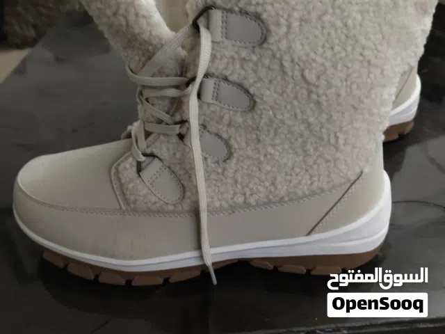 بسطار ستاتس