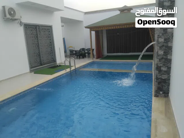 2 Bedrooms Chalet for Rent in Tripoli Al-Baesh