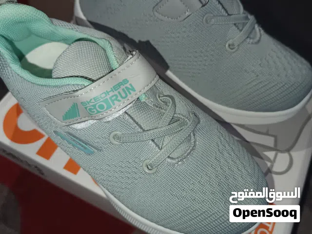 بوت أطفال رياضي جديد