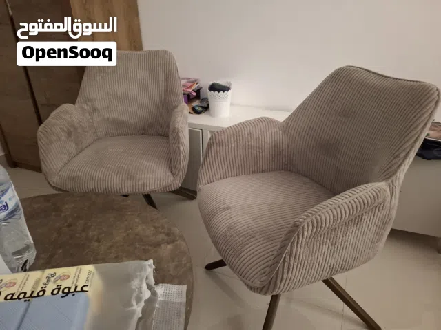 شیل یا بلاش للبيع کراسی من میداس استعمال خفيف و نظيف جدا و الصورة مو واضحه