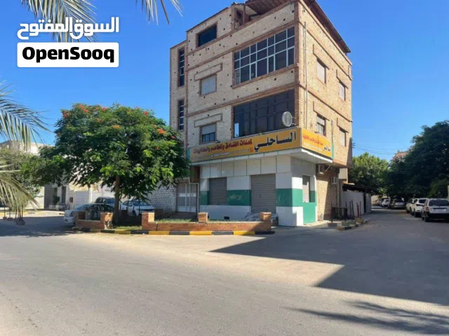 مبنئ تجاري للبيع طريق الخدمات سوق الجمعة  الموقع حيوي مميز وبسعر مناسب
