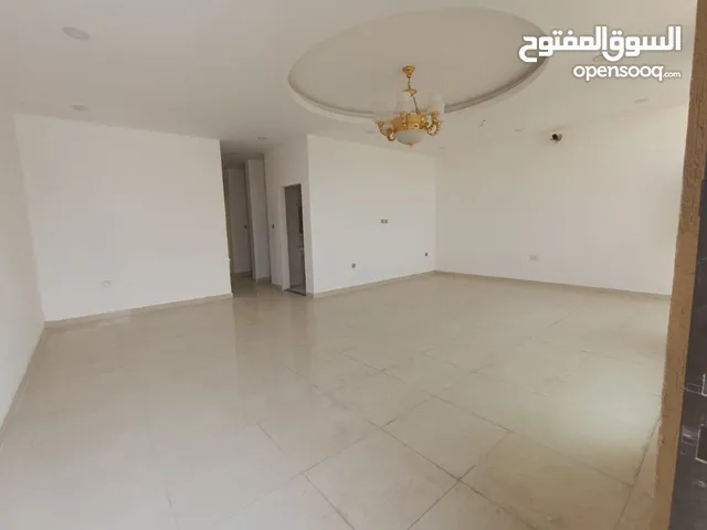 160m2 4 Bedrooms Villa for Sale in Ajman Al Yasmin