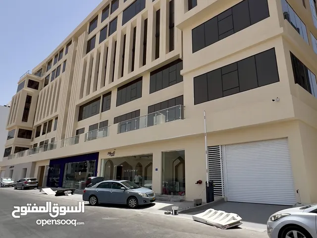 مكاتب للإيجار في بوشر