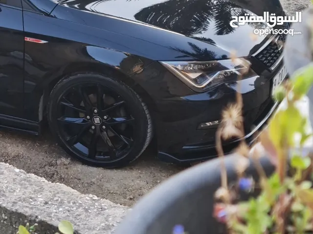 سيات ليون اكسلنس 2020