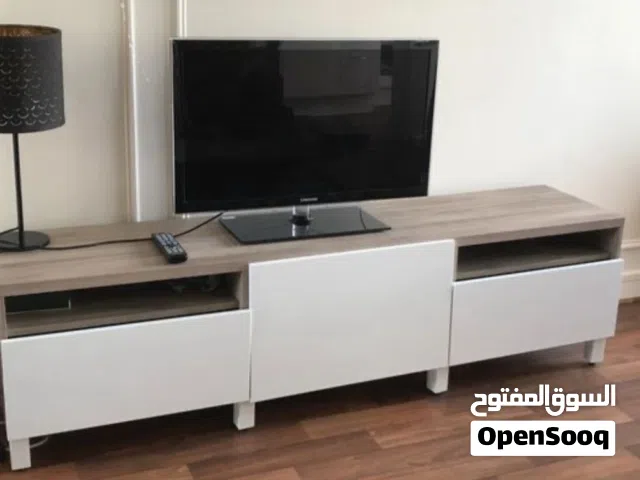 طاولة تلفاز ايكيا