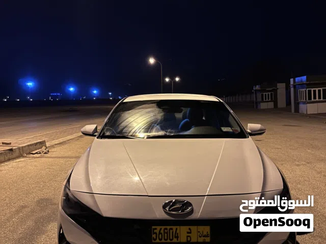 2021 هيونداي النترا SE