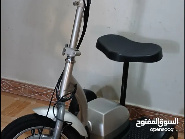 اسكوتر كهرباء بثلاث عجلات (فايف استار *****)