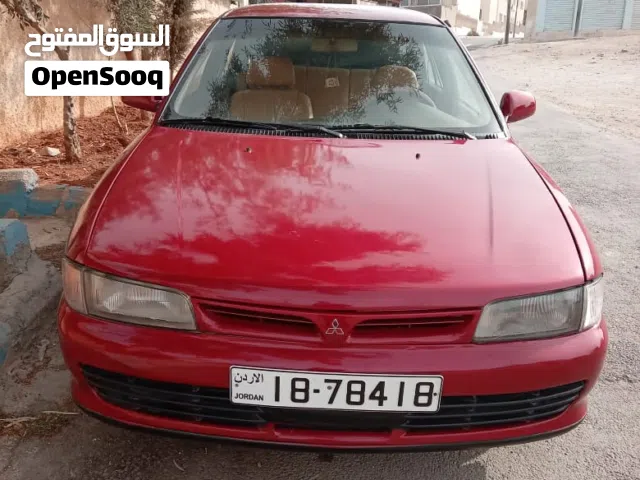 1993 ميتسوبيشي لانسر Standard