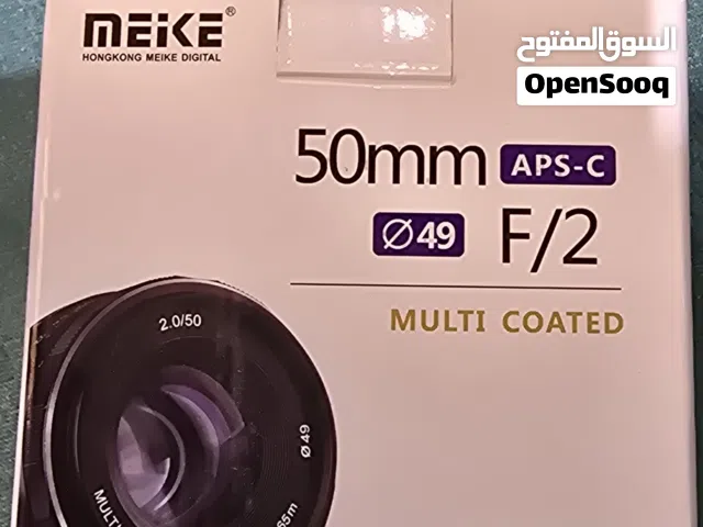 عدسة كاميرا 50