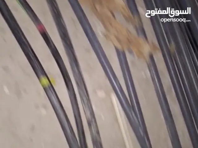 للبيع كيبل عمان الباقي من الحفريات 35 ملم 1.طول8 متر=40 ريال 3 متر=15 ريال 3 متر=15 ريال 25 ملم طول