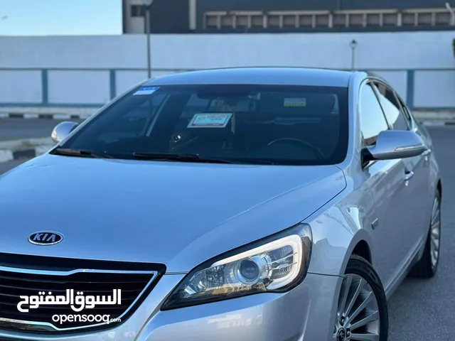 Used Kia Cadenza in Tripoli