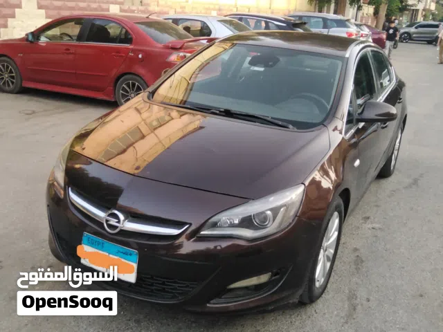 Used Opel Astra in Giza
