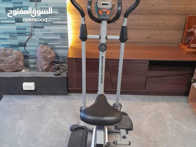Excellent Condition Elliptical Machine for Sale in Jeddah - Stay Fit at Home!"
