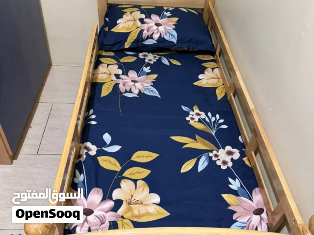 سرير متين بالمرتبه مقاس 170*70 بالمرتبه يشيل لحد 100 كيلو
