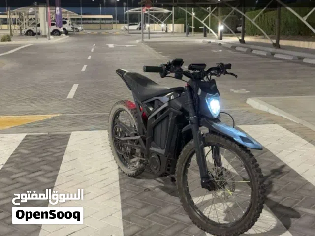 قابل للتفاوض في ملاحضه بسيطه تواصل معاي و فالك طيب