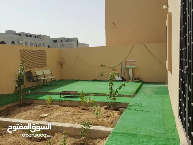 140 m2 2 Bedrooms Apartments for Rent in Doha Ain Khaled