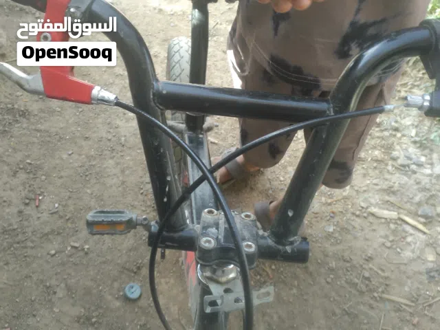سيكل وسط بريك قدام لمس