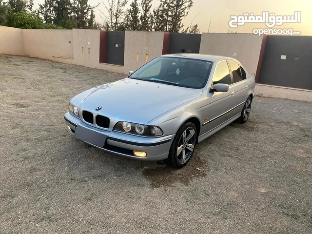 BMW520 فنس واحد
