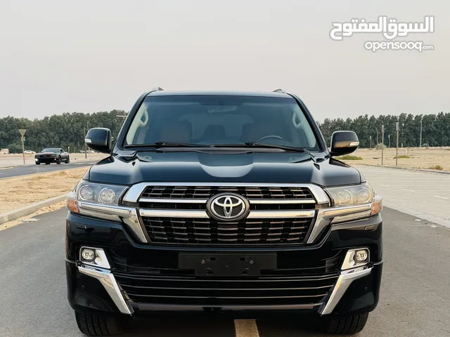 Used Toyota Land Cruiser in Sharjah