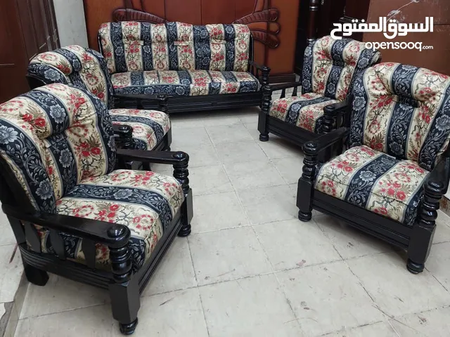 انتريه خشب زان استعمال مكون من كنبه و 4كراسي