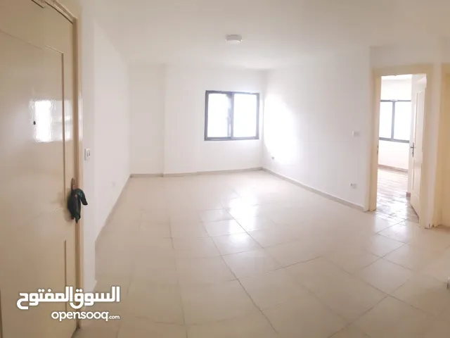 الزرقاء حي معصوم شقق مميزه للايجار بناء حديث مع خدمات / مصعد/حراسه / توفر كافه الخدمات