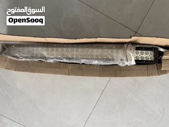 كشاف جديد وقوي لجميع السيارات