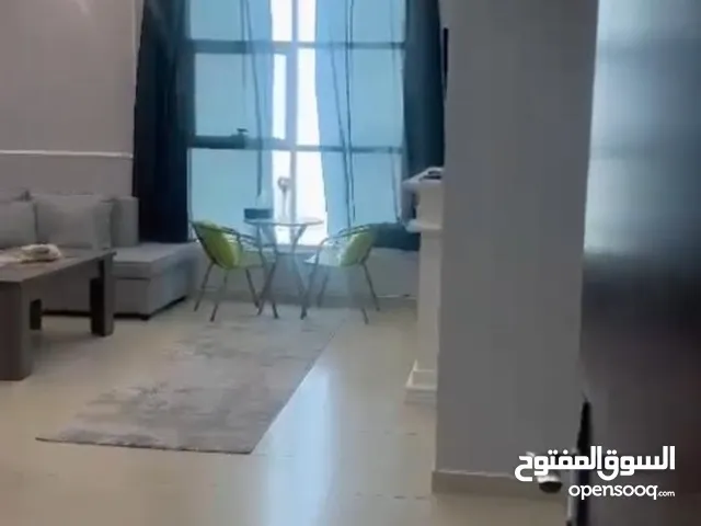 للبيع شقه غرفه وصاله. بسعر لقطه. بابراج السيتى تاور .باماره عجمان بدفعه اولى فقط.استلام فورى.