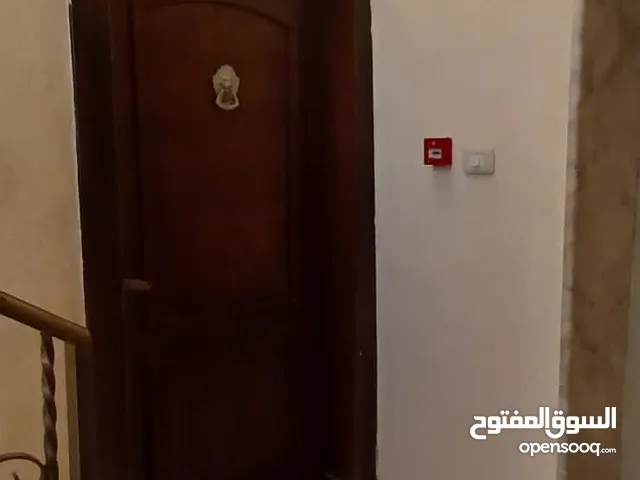 124 m2 5 Bedrooms Apartments for Sale in Amman Tabarboor