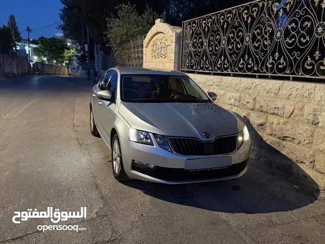 سكودا اوكتافيا 2019