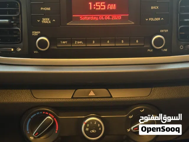 Used Kia Rio in Abu Dhabi