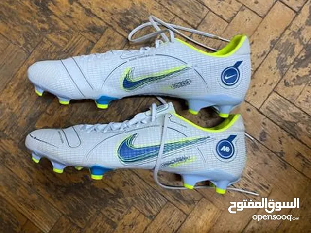 nike Mercurlal Size 47