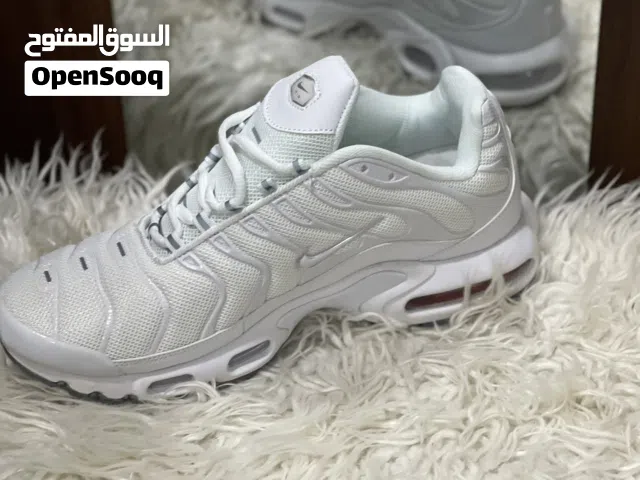 حذاء  Nike Air Max TN أبيض – مقاس 43 –