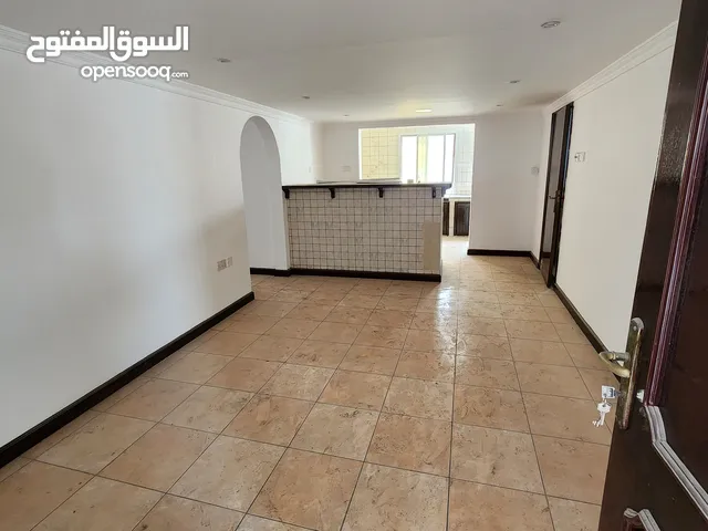 160 m2 3 Bedrooms Apartments for Rent in Muharraq Galaly