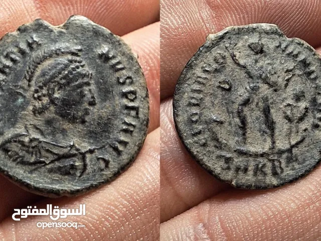 عملة من زمن الإمبراطور ثيودوسيوس الأول تعود للقرن الرابع الميلادي.