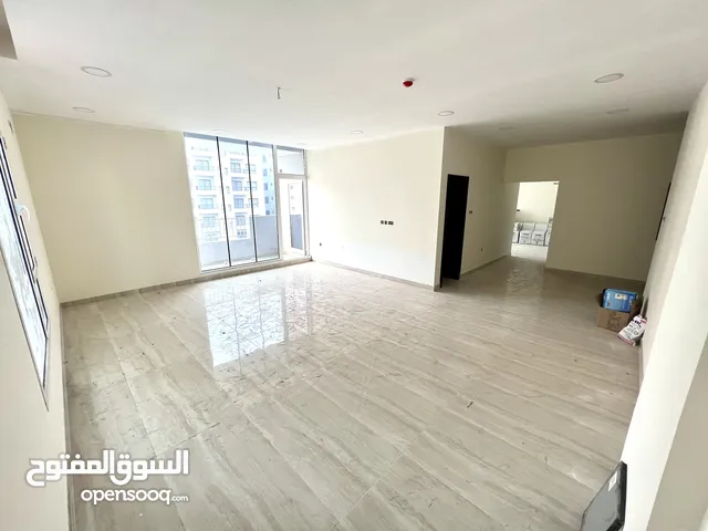 200 m2 4 Bedrooms Apartments for Sale in Muharraq Hidd