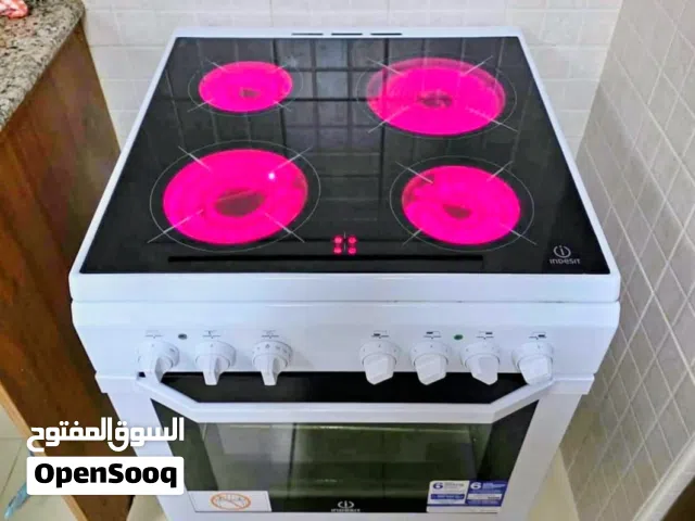 excellent condition electric cooking oven  InDesIT brand