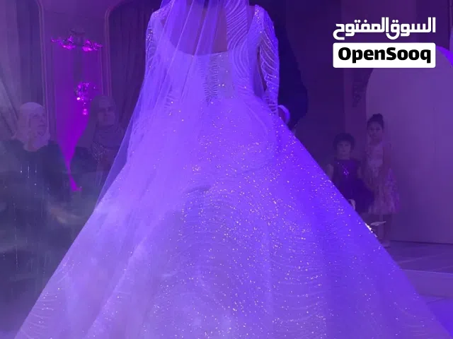 فستان زفاف للبيع