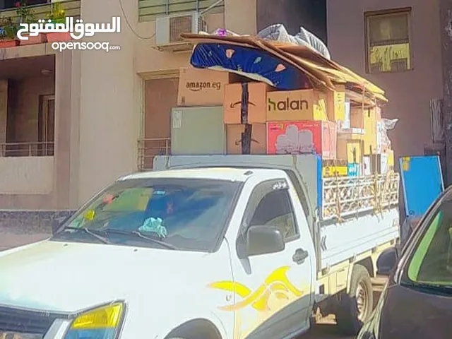سيارة نص نقل لنقل جميع المحتويات